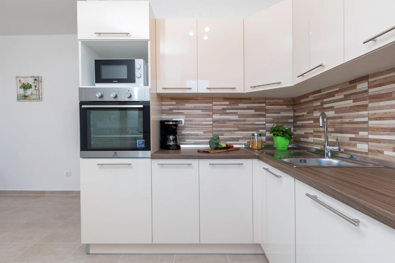 Apartment Rubina With Secure Parking Medulin Buitenkant foto