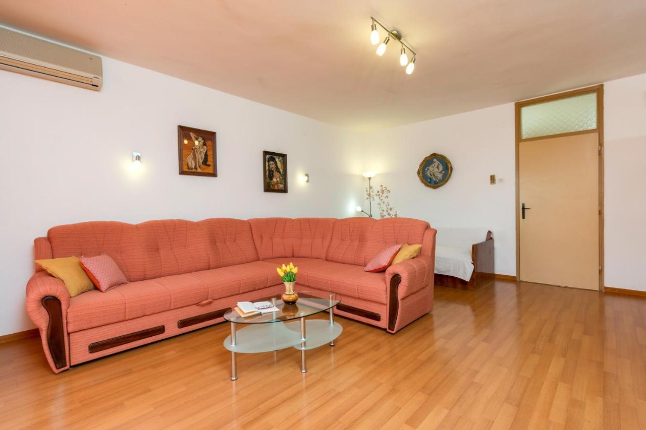 Apartment Rubina With Secure Parking Medulin Buitenkant foto